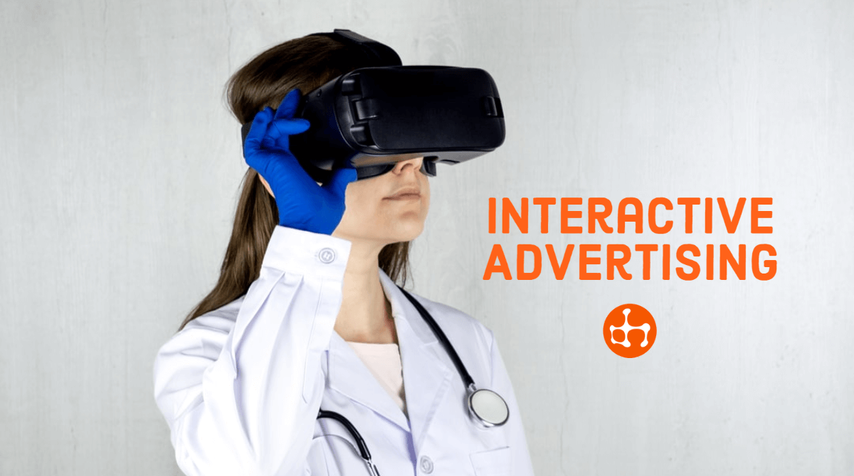 Interactive Ads marketing woman AR
