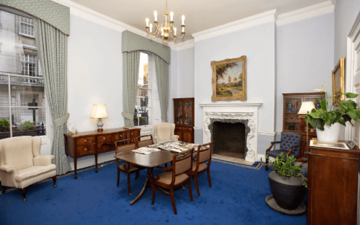 Dental Ariston reception area